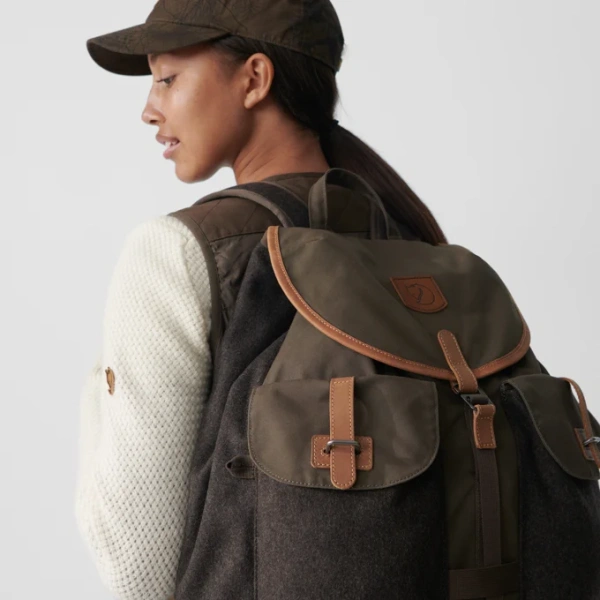 FJÄLLRÄVEN Värmland Rucksack Dark Olive-Brown - Image 3
