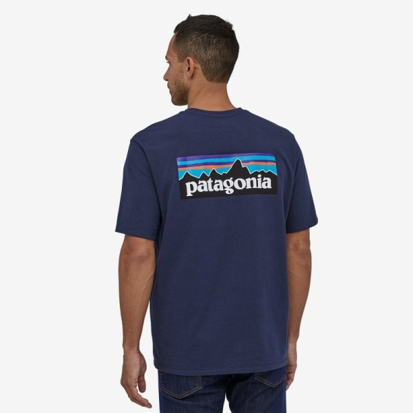 Patagonia M's P-6 Logo Resposibili-Tee - Cl. Navy - Image 2