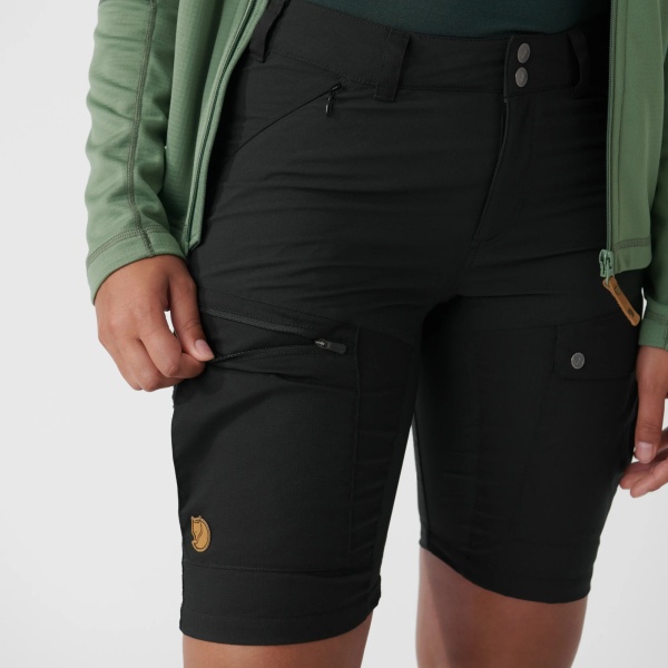 FJÂLLRÄVEN Abisko Midsummer Shorts W Jade Green - Image 5